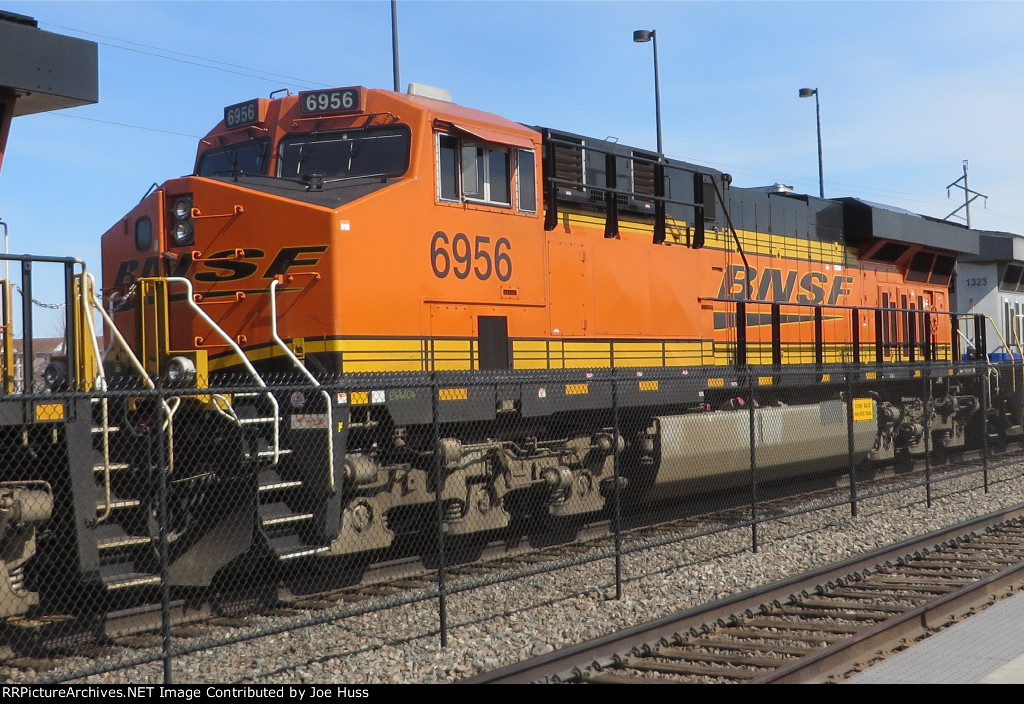 BNSF 6956